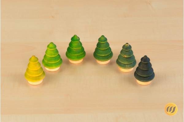 6 Tannenbäumchen in Grüntönen (Bausatz) baeumchen